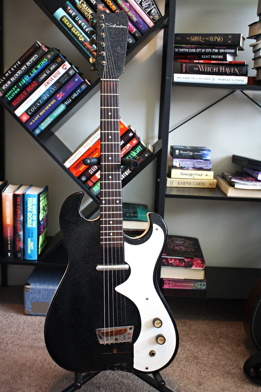 Vintage 1960’s Silvertone 1448 Electric Guitar