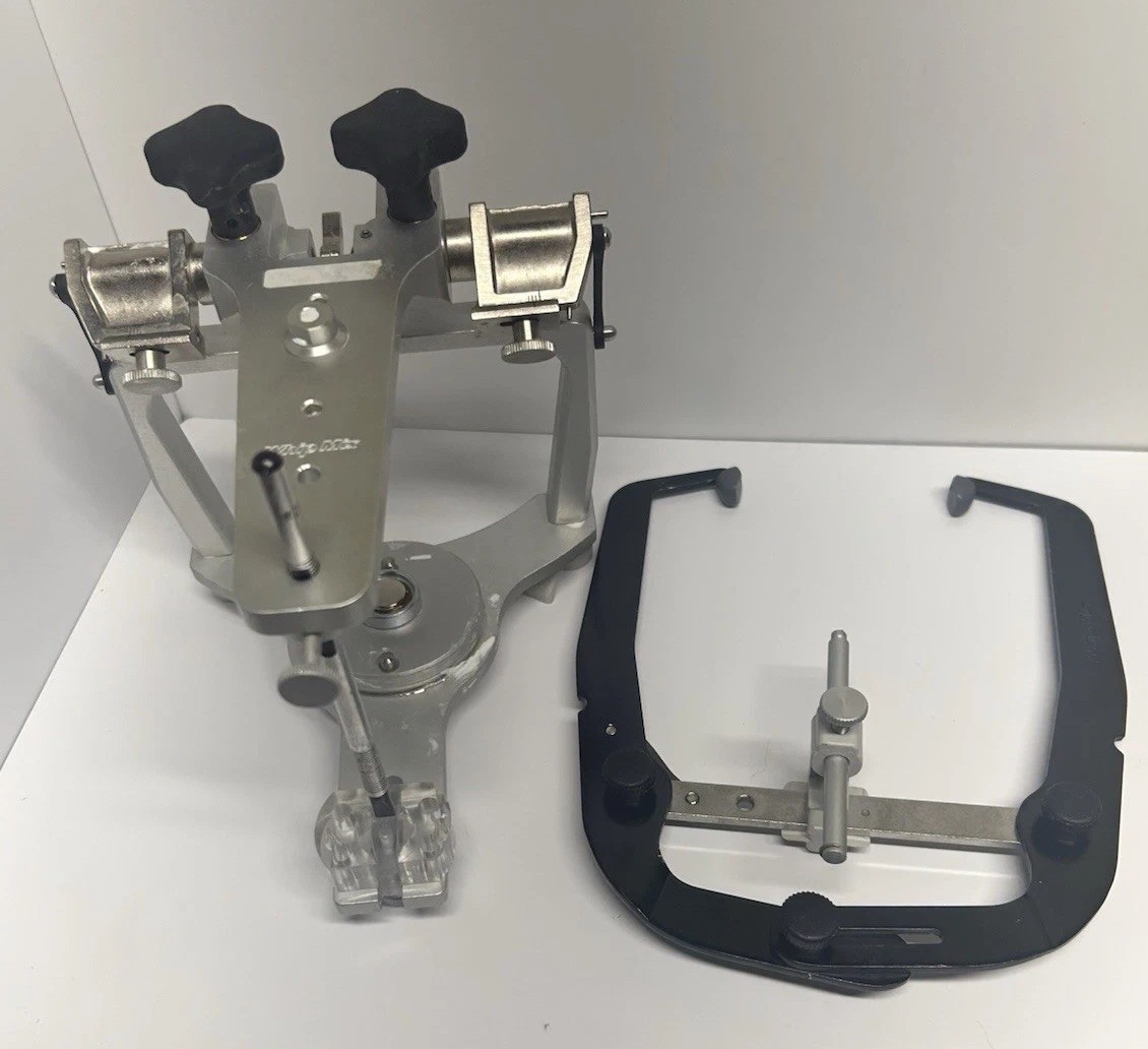 🦷 Whip Mix 2240Q Articulator w/ Whip Mix Facebow