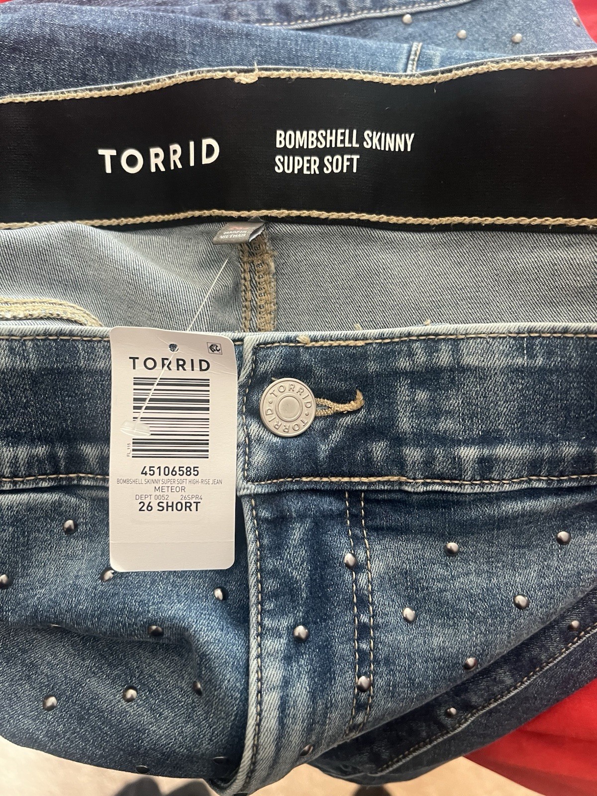 Torrid Bombshell Skinny Super Soft 26S