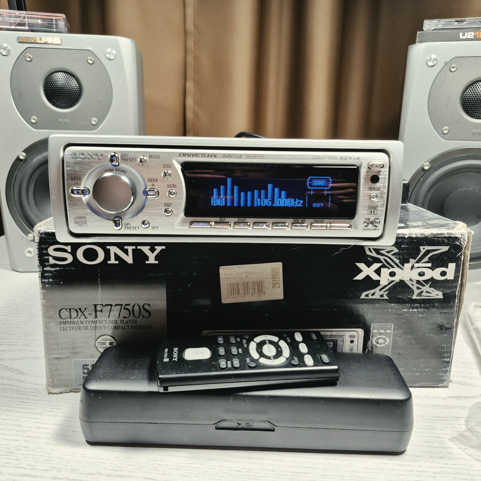 SONY CDX-F7750s Car Stereo  Radio Head Unit , Bluetooth w/o loss