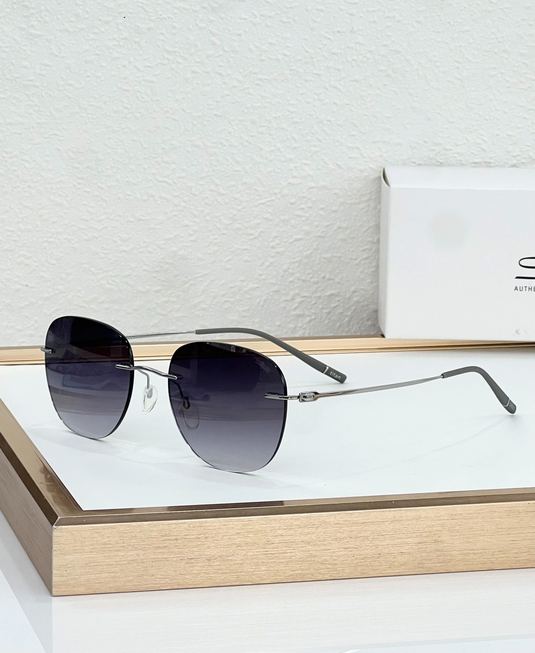 Silhouette 5593 N1 Men\'s Rimless  Sunglasses Lens Size 53口21-150 With New Case