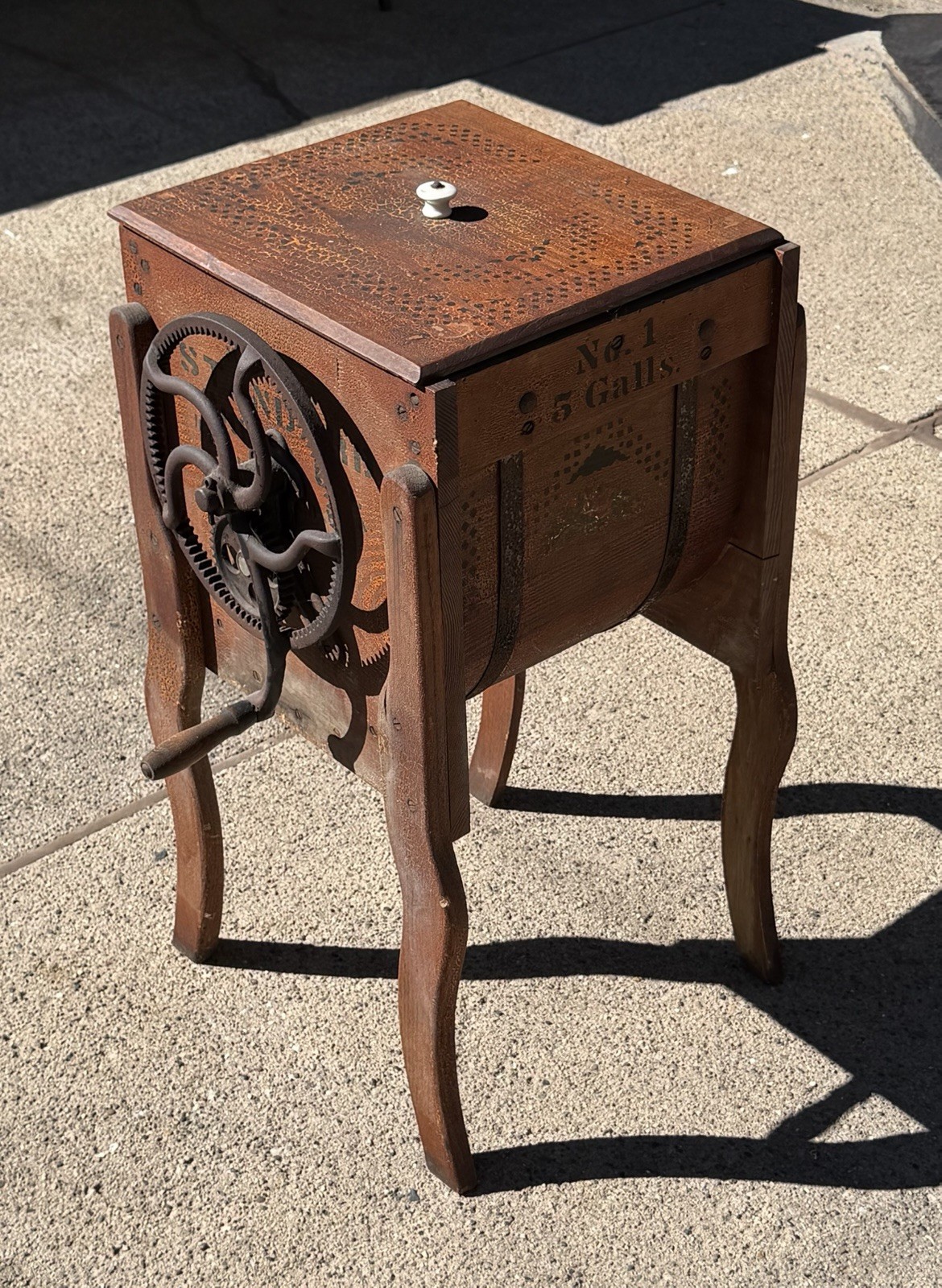 Antique Standard Churn Co. 5 Gal Butter Churn Self Stand No. 1 Wapakoneta Ohio