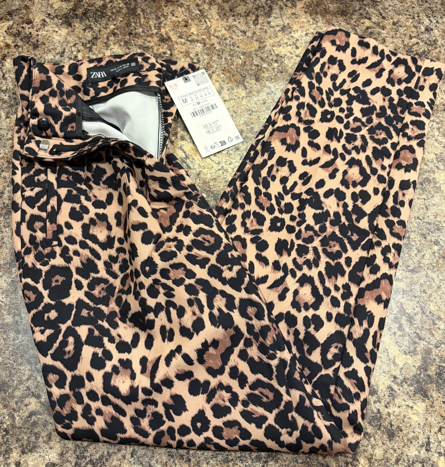 Zara Dress Pants Womens M Brown Leopard Print Pleated Straight Leg NEW w Tag Zara Dress Pants Womens M Brown Leopard Print Pleated Straight Leg NEW w Tag