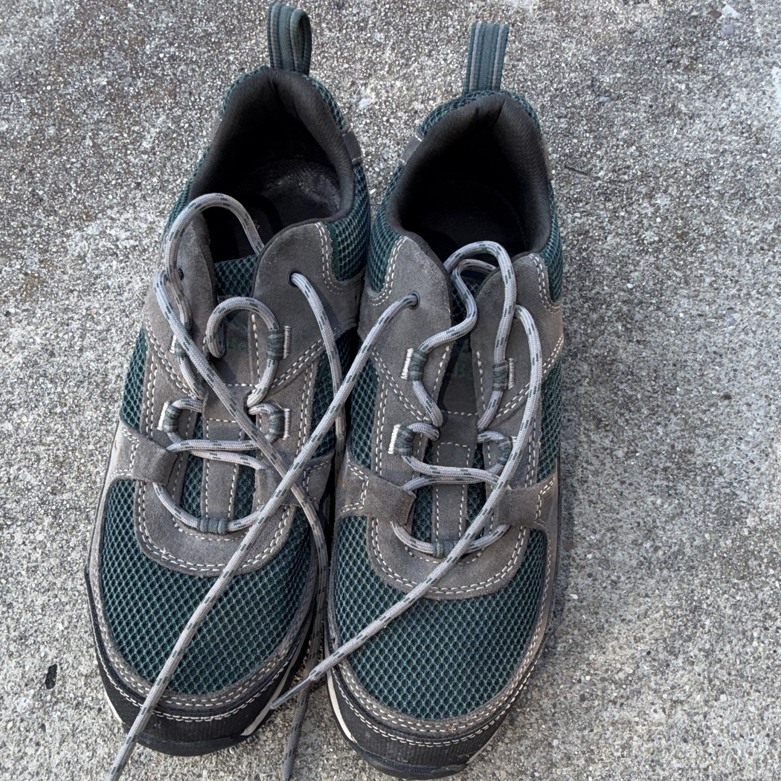 L.L.Bean Men\'s Trail/Hiking Shoes Lace-Up Green/Gray, 11