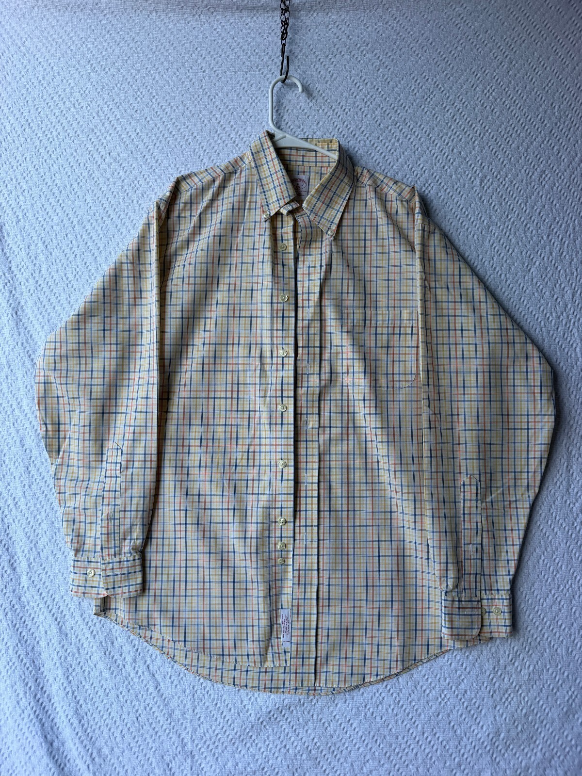 Brooks Brothers 346 Men’s Multicolor Plaid Long Sleeve Button-Up Shirt Size M Brooks Brothers 346 Men’s Multicolor Plaid Long Sleeve Button-Up Shirt Size M