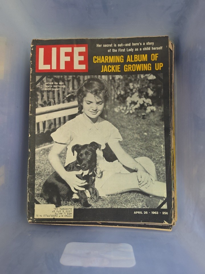 LIFE MAGAZINE 1963 APRIL 19 CLEOPATRA RICHARD BURTON LIZ TAYLOR