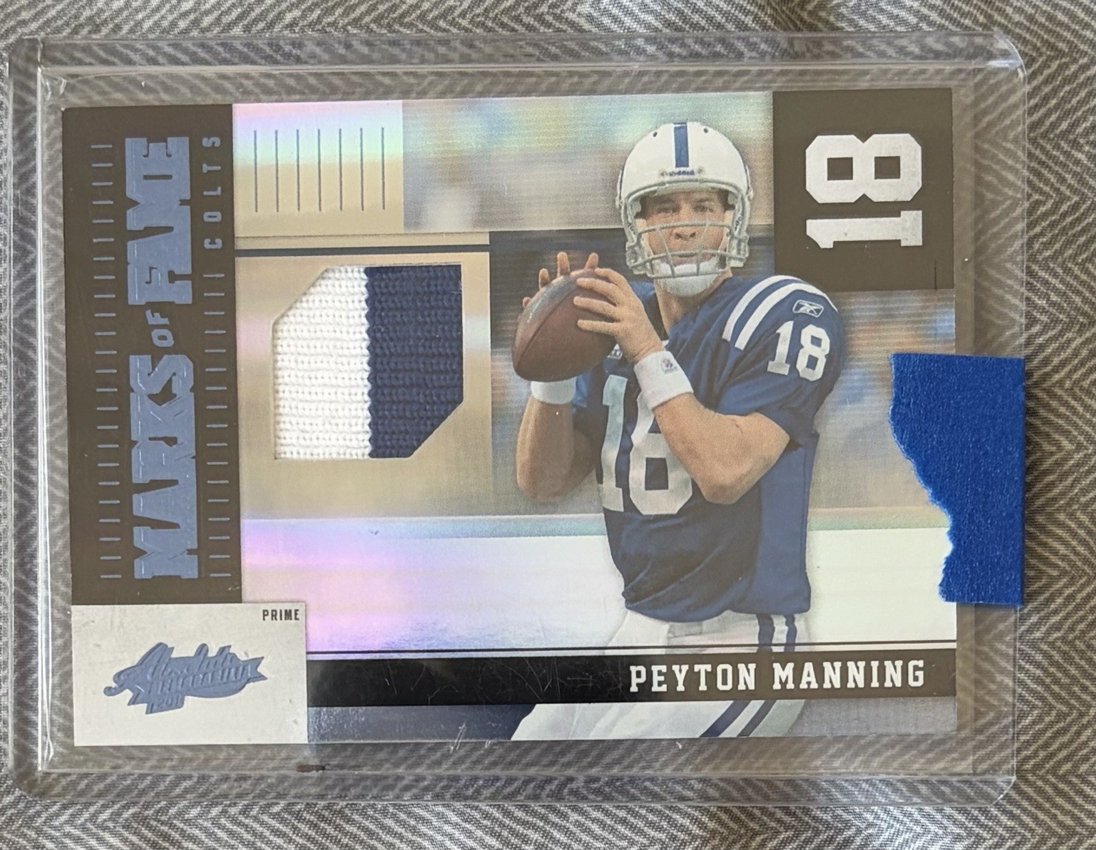 2010 Absolute Memorabilia Marks of Fame Peyton Manning Game Used Patch /50 2010 Absolute Memorabilia Marks of Fame Peyton Manning Game Used Patch /50