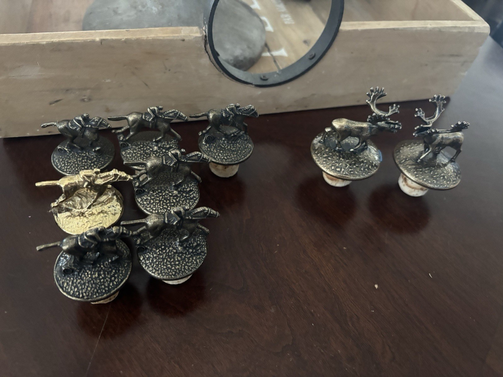 Lot Of 9 Blanton\'s Bourbon Stopper Gold + bags Caribou Crossing Crown Camo Top Lot Of 9 Blanton\'s Bourbon Stopper Gold + bags Caribou Crossing Crown Camo Top