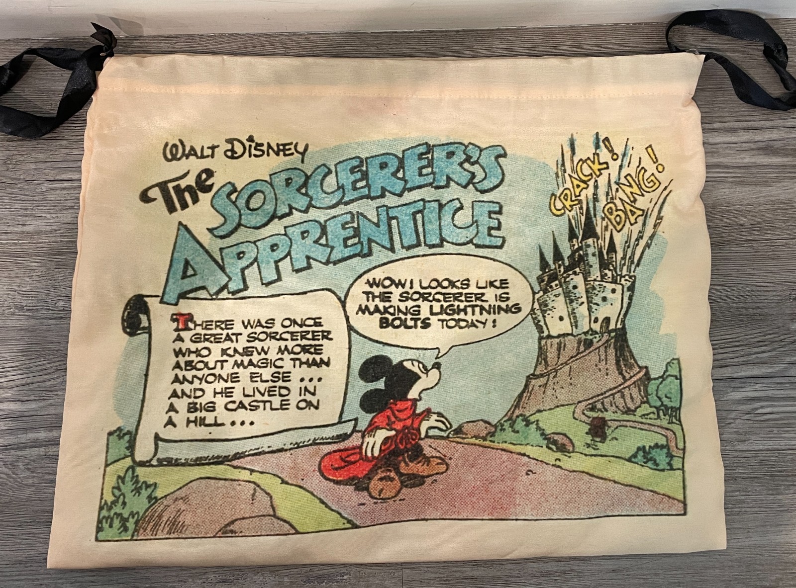 Disney Harvey's (protective drawstring bag) Disney Harvey's (protective drawstring bag)
