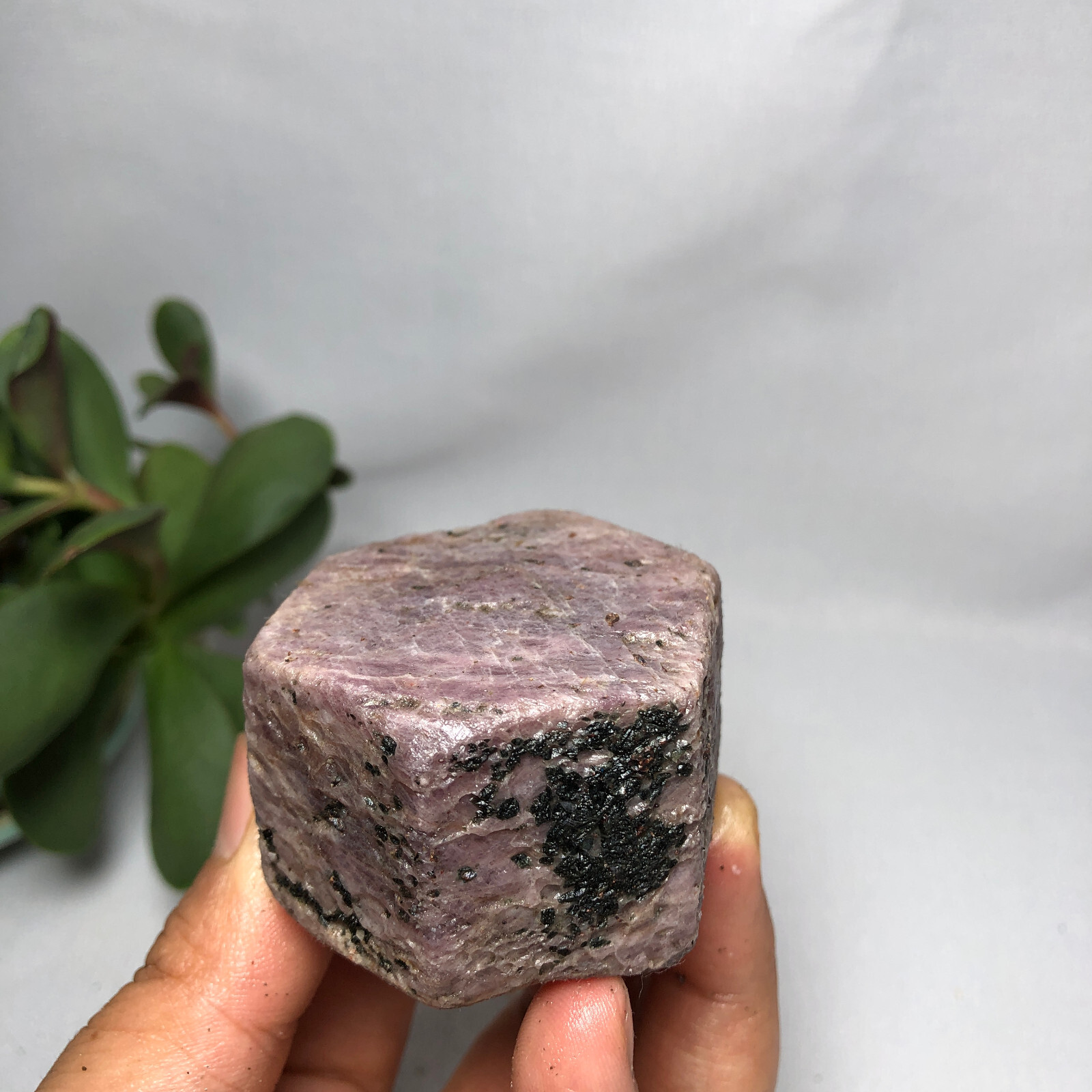 206g Top Natural Red corundum ruby gemstone Unheated original specimens g6732