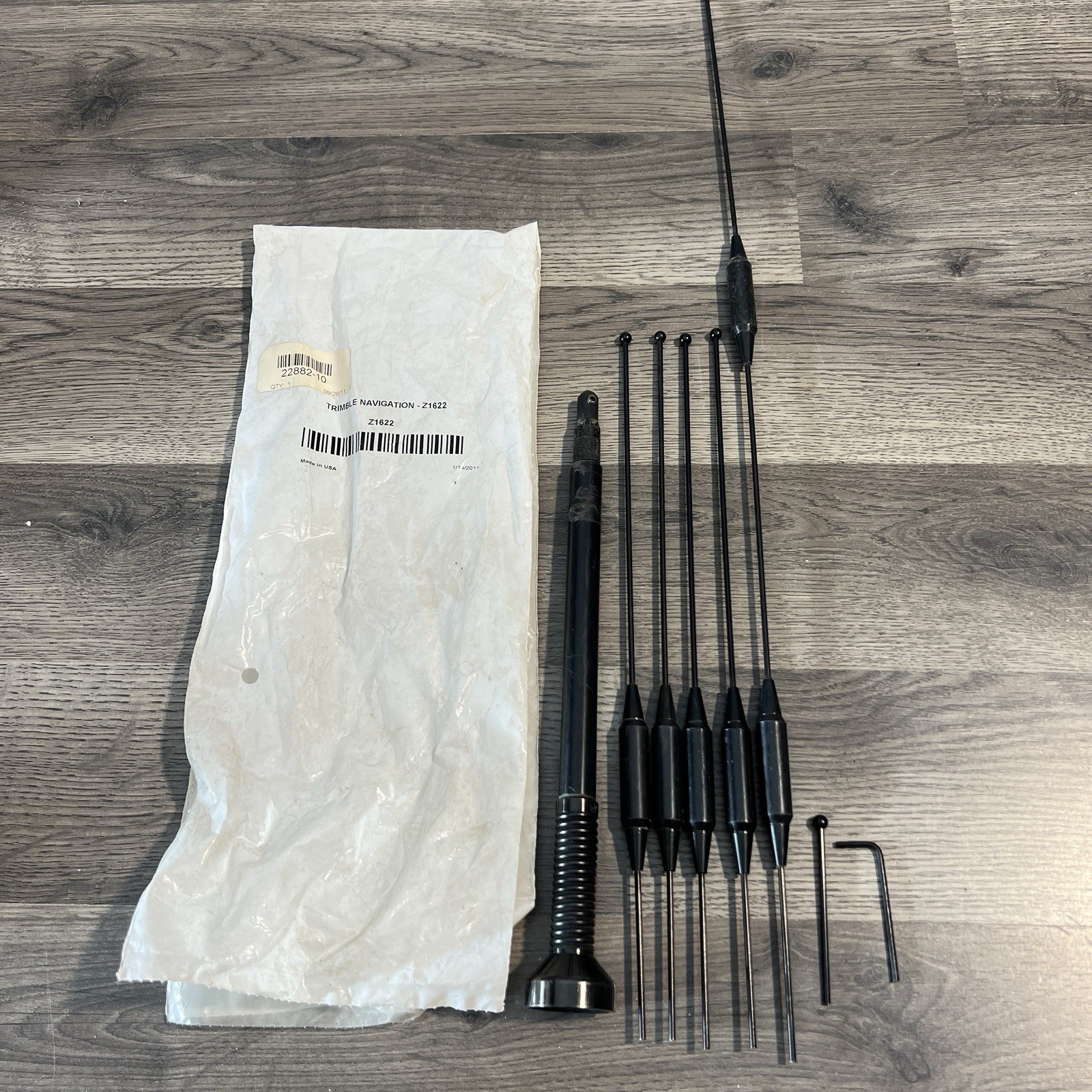 Trimble Auto Guidance Antenna Kit Z1622 Part # 22882-10 ( 5 Antennas )