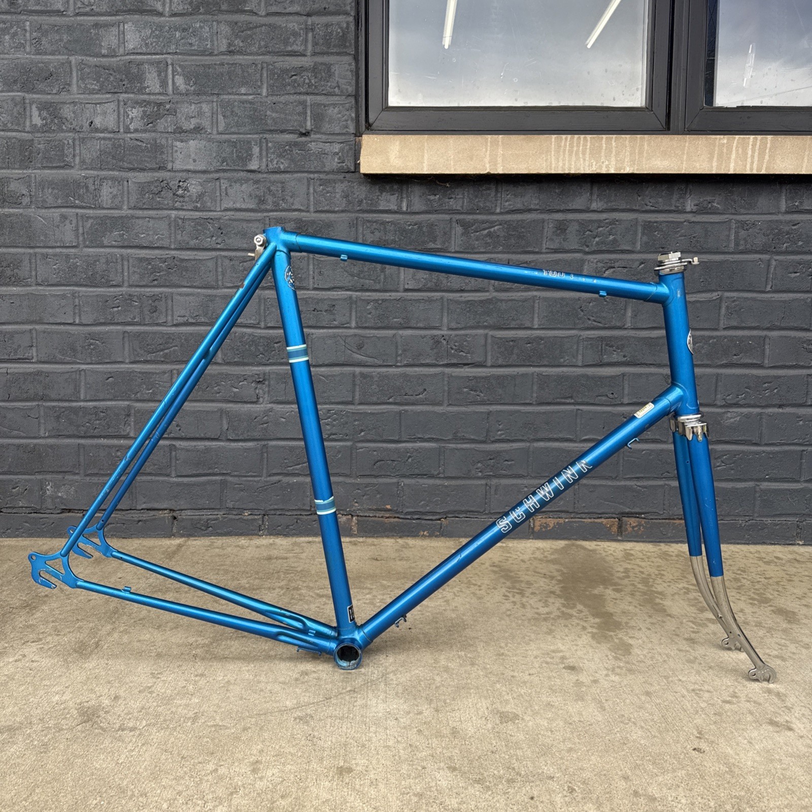 Vintage 1981 Schwinn Le Tour 52cm C-C Lugged 1020 Steel Road Frame