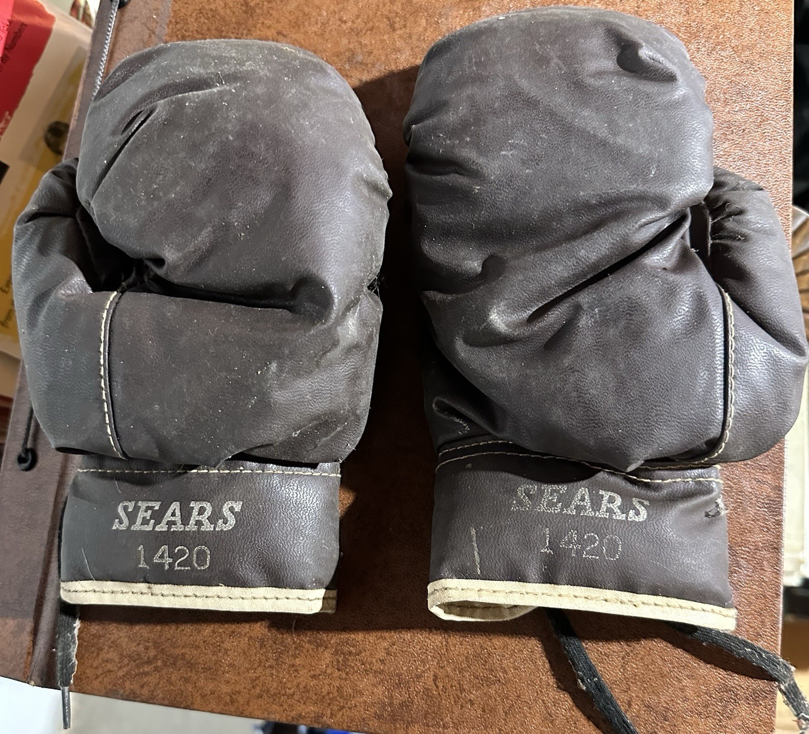 Sears 1420 Vintage Black Lace-Up Boxing Gloves Classic Boxing Training Gear
