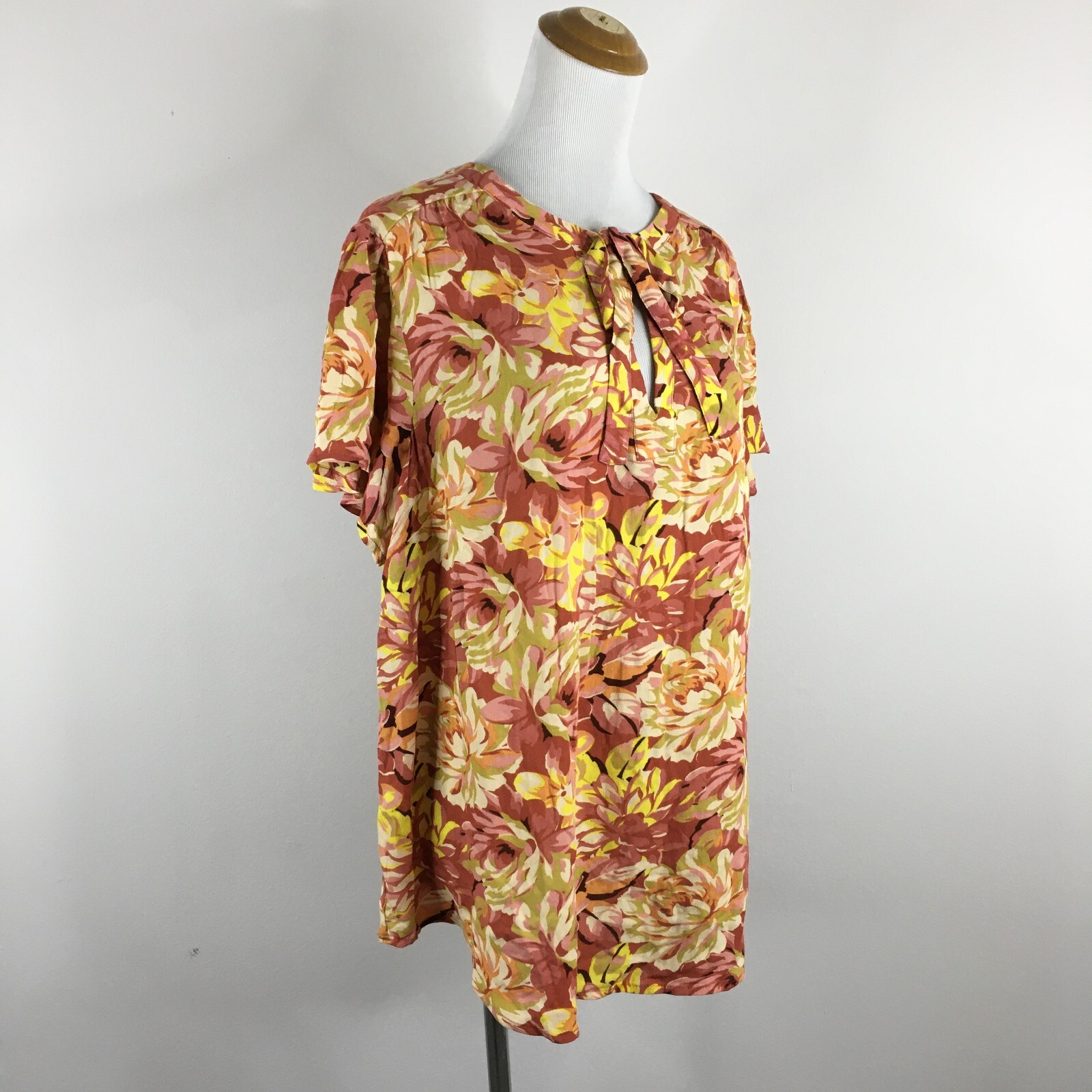NWT TORRID Womens sz 1/XL Rust Multi Color Floral Esther Peasant Blouse Shirt