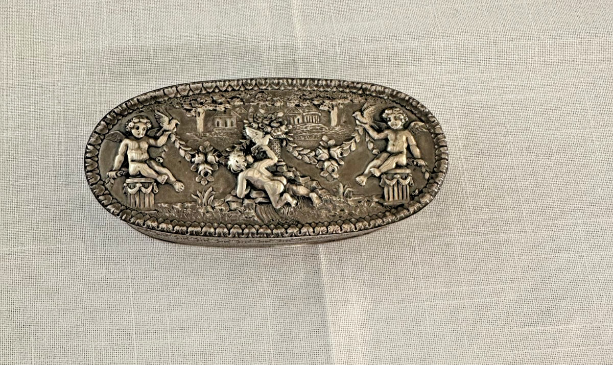 19th Century Antique French Silver Cherub Box DS29 19th Century Antique French Silver Cherub Box DS29