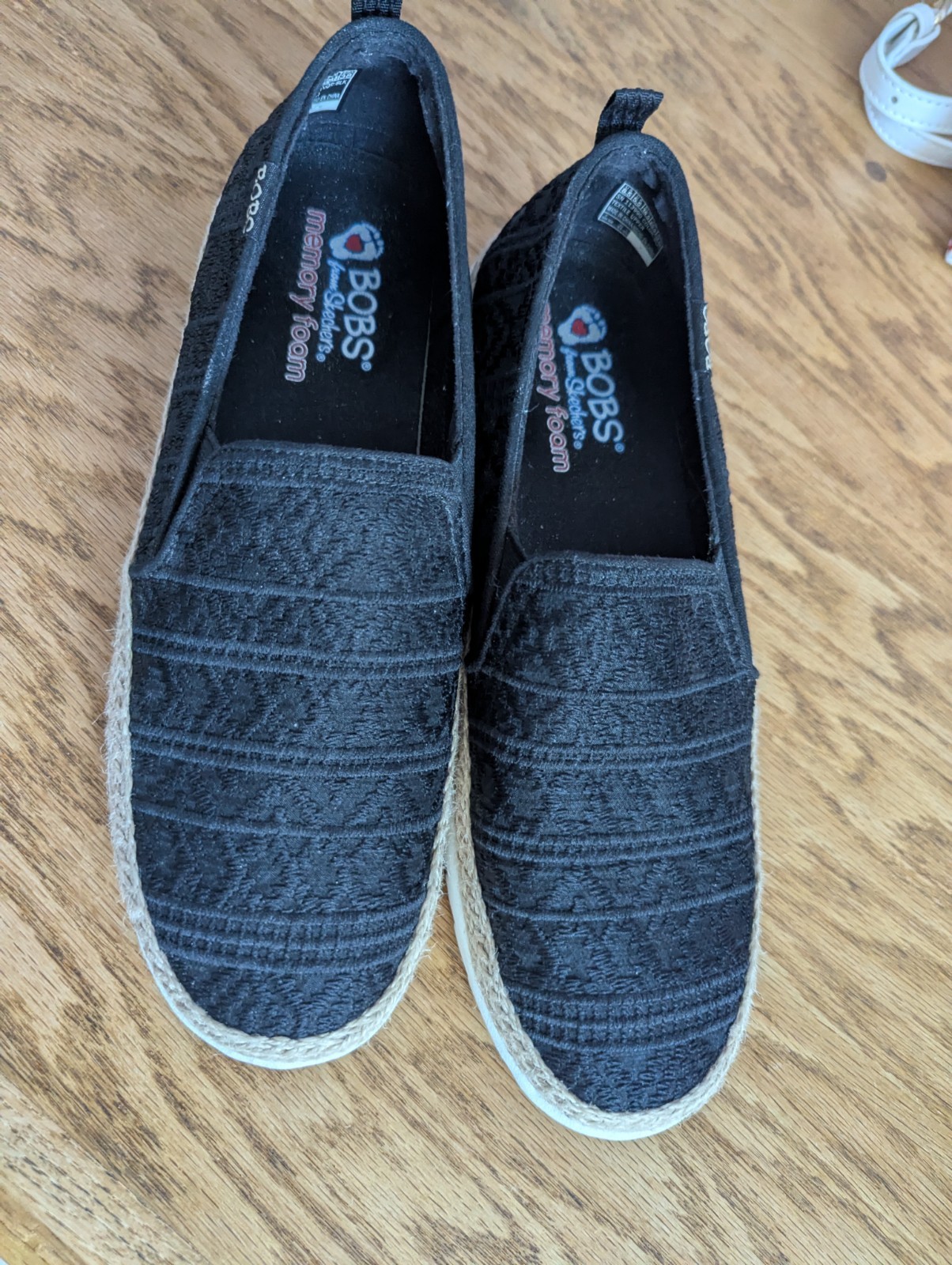 Bobs from Skechers Black Memory Foam Slip On Women\'s 8.5 rubber soles Bobs from Skechers Black Memory Foam Slip On Women\'s 8.5 rubber soles
