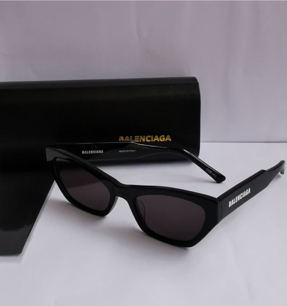 Authentic Balenciaga Sunglasses BB0447S 001 Havana Smart Men\'s Black 56mm