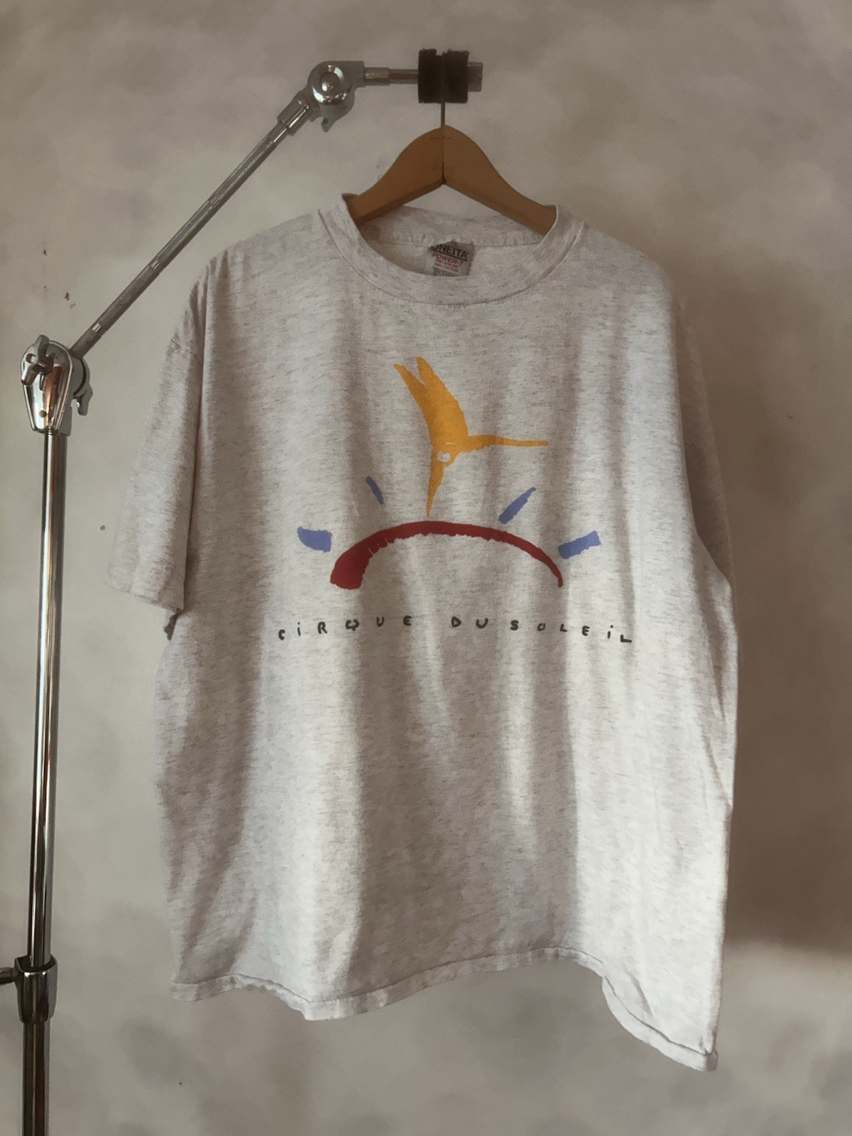 Vintage 90s Oneita Power T Cropped Boxy Cirque Du Soleil Size XL Grey 