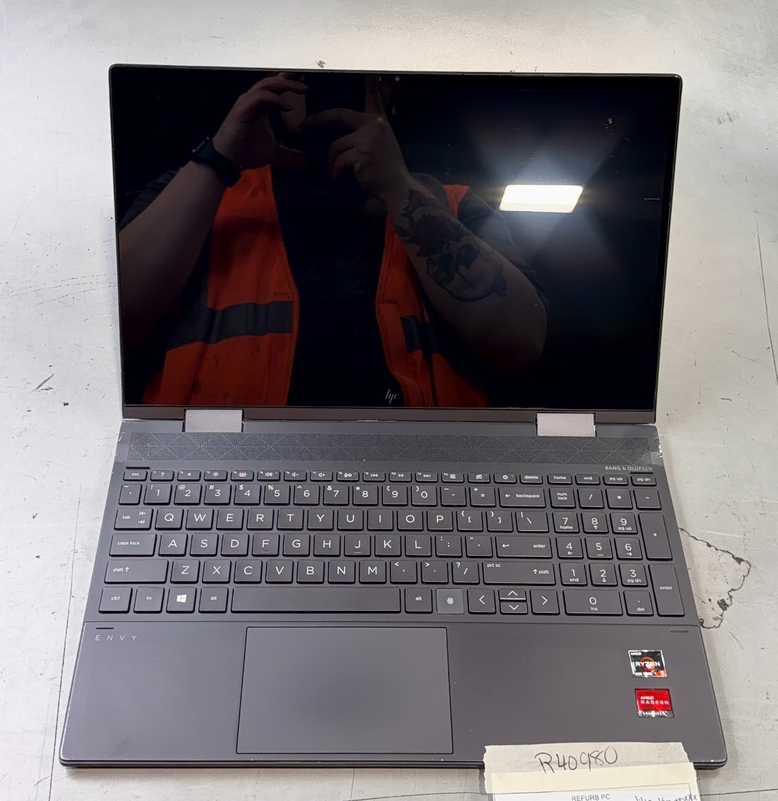 HP Envy x360 Convertible 15m-ee0013dx Ryzen 5 4500U / 32GB RAM / NO SSD -RL6679
