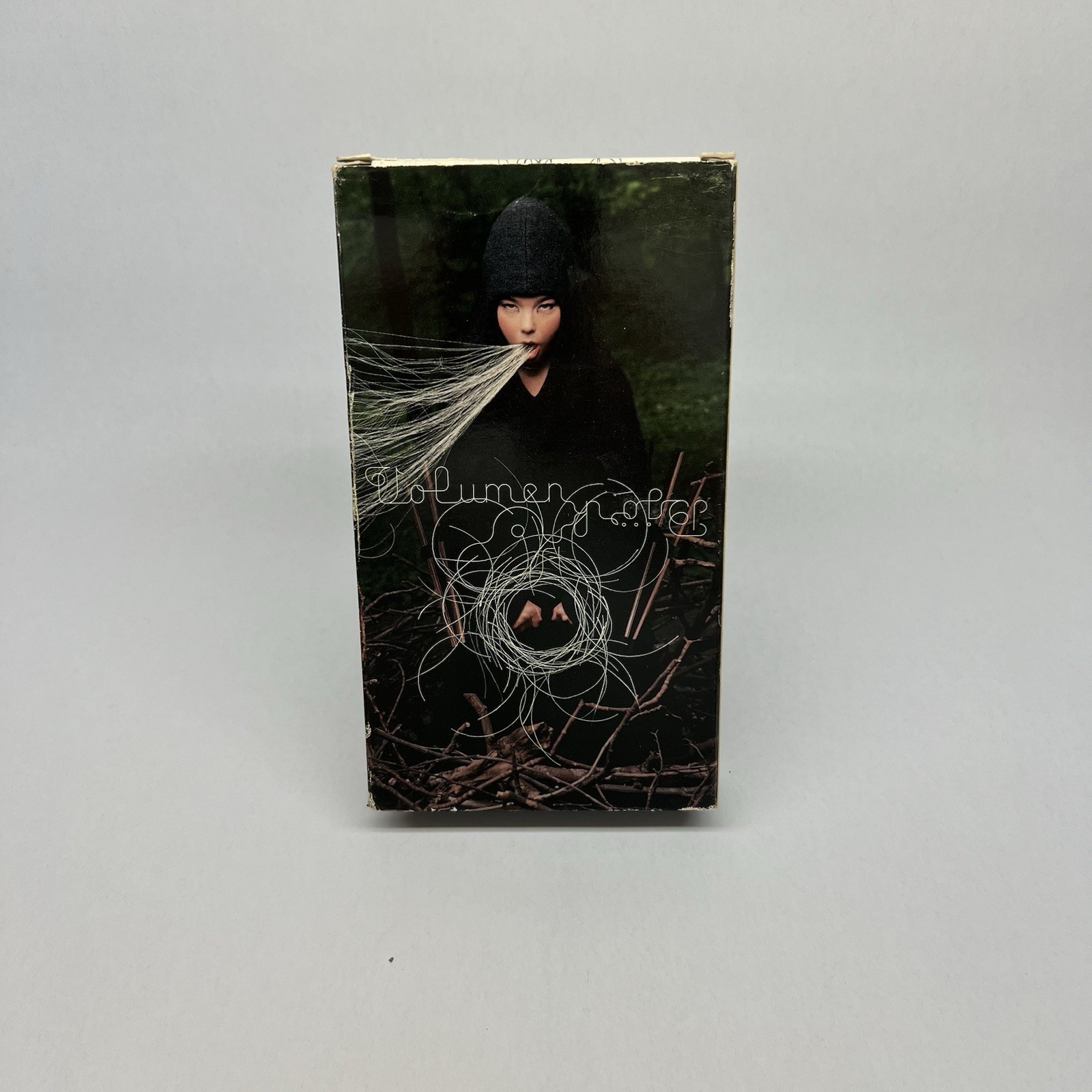 Bjork Volumen VHS Music Video Collection 1998 RARE HTF Bjork Volumen VHS Music Video Collection 1998 RARE HTF