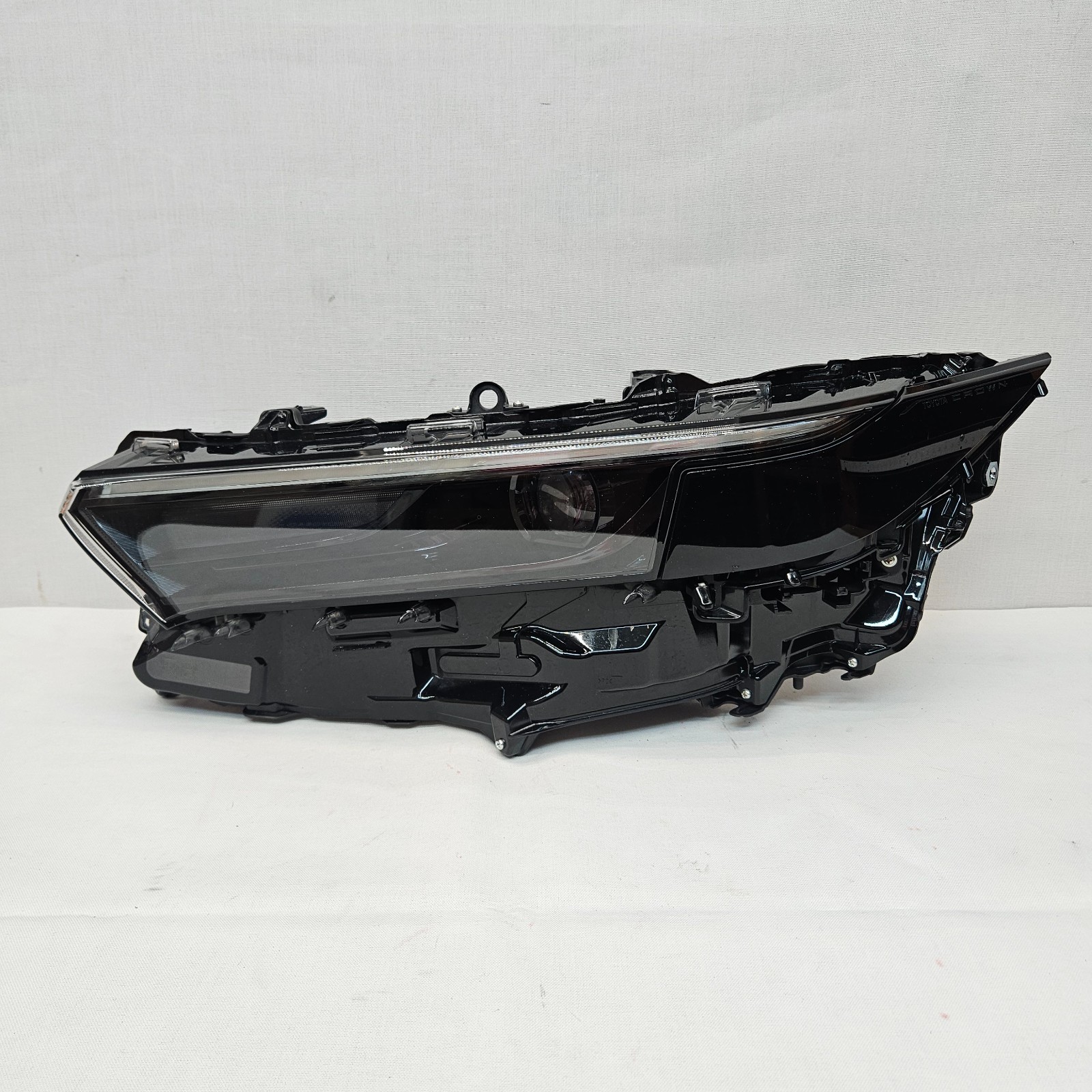Nice 2023-2026 Toyota Crown Left Driver Side Bi-LED Headlight Lamp OEM