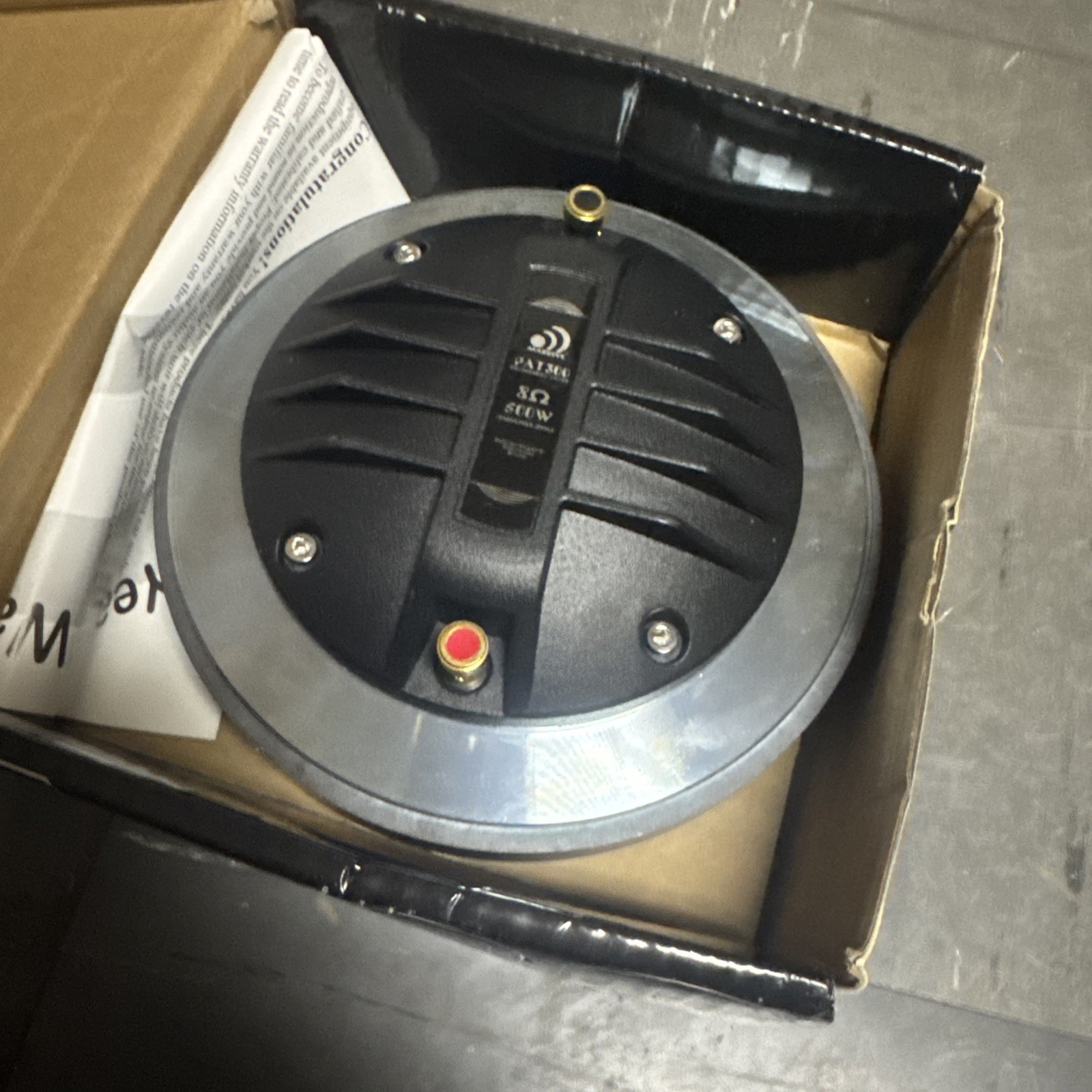 MASSIVE AUDIO PAT300 500 WATT 8 OHM COMPETITION DRIVER HAY 4 en stop MASSIVE AUDIO PAT300 500 WATT 8 OHM COMPETITION DRIVER HAY 4 en stop