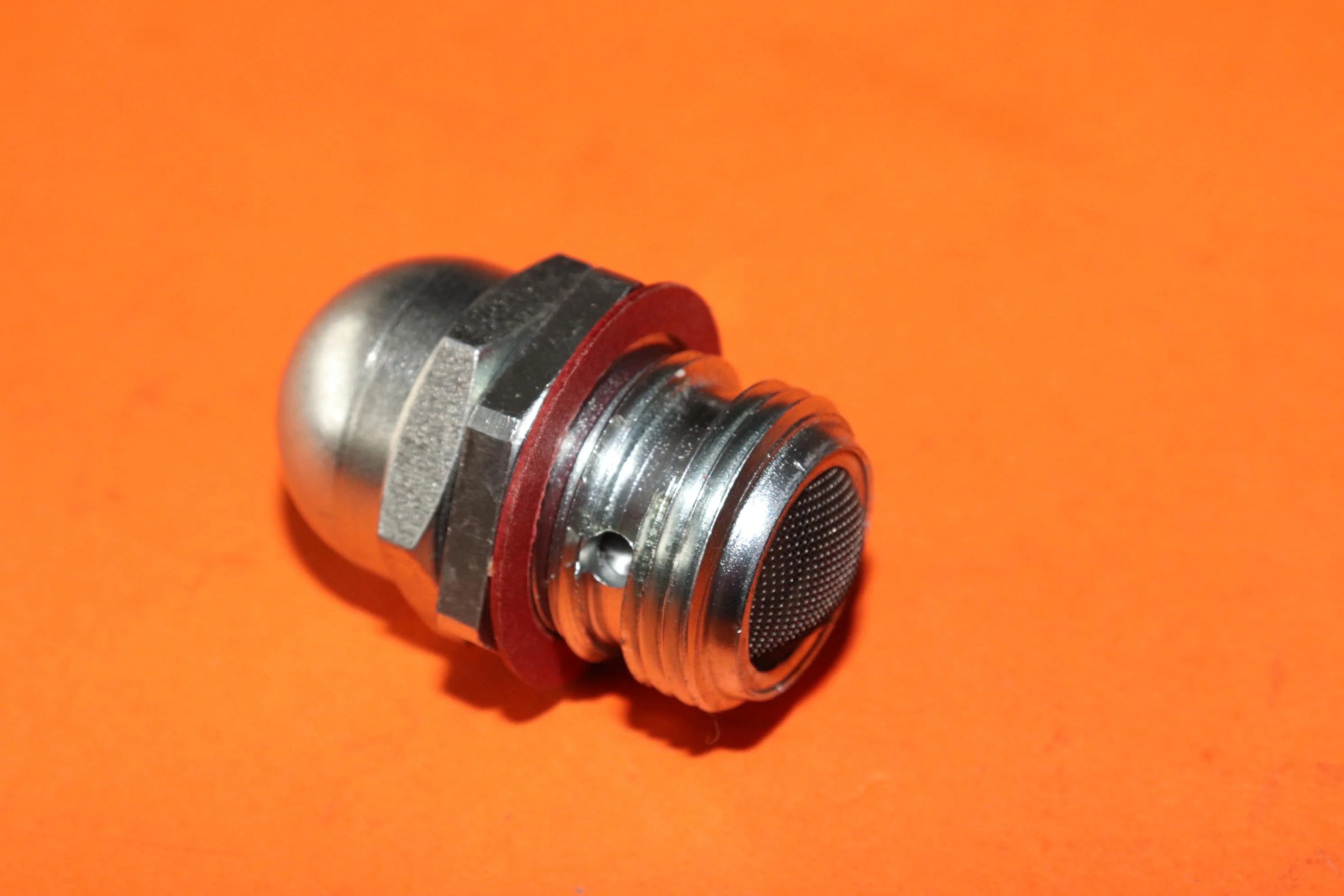 70-5896 71-3447 GENUINE TRIUMPH OIL PRESSURE VALVE 6T TR6 T120 TR7 T140 1964-83 70-5896 71-3447 GENUINE TRIUMPH OIL PRESSURE VALVE 6T TR6 T120 TR7 T140 1964-83