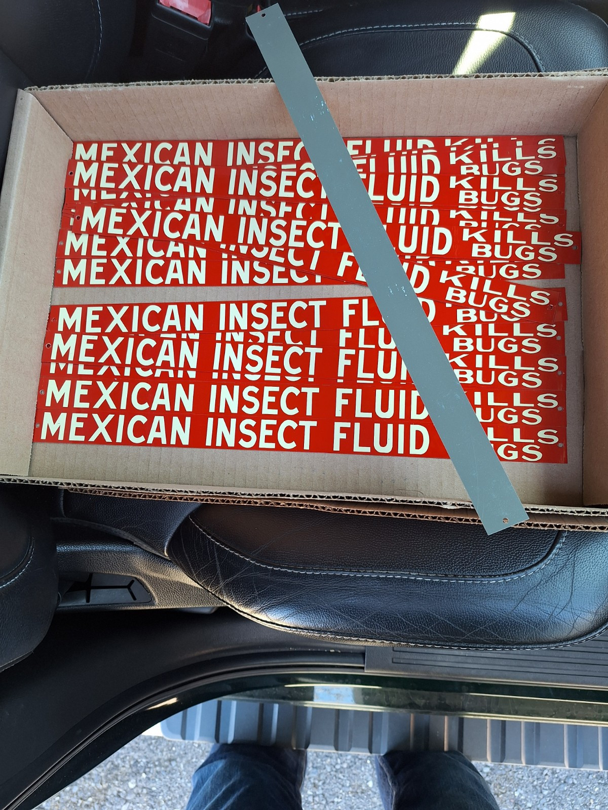 NOS 1915 MEXICAN INSECT FLUID TIN TACKER SIGN NOS 1915 MEXICAN INSECT FLUID TIN TACKER SIGN