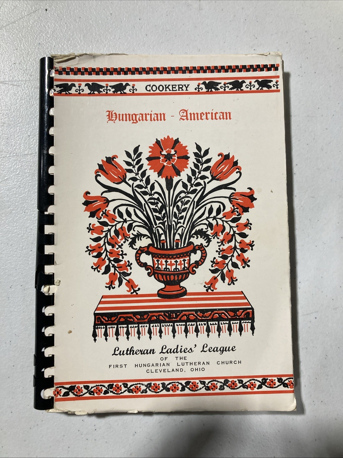 Vintage Hungarian American Cookery 1968 Lutheran Ladies League Cleveland Buckeye