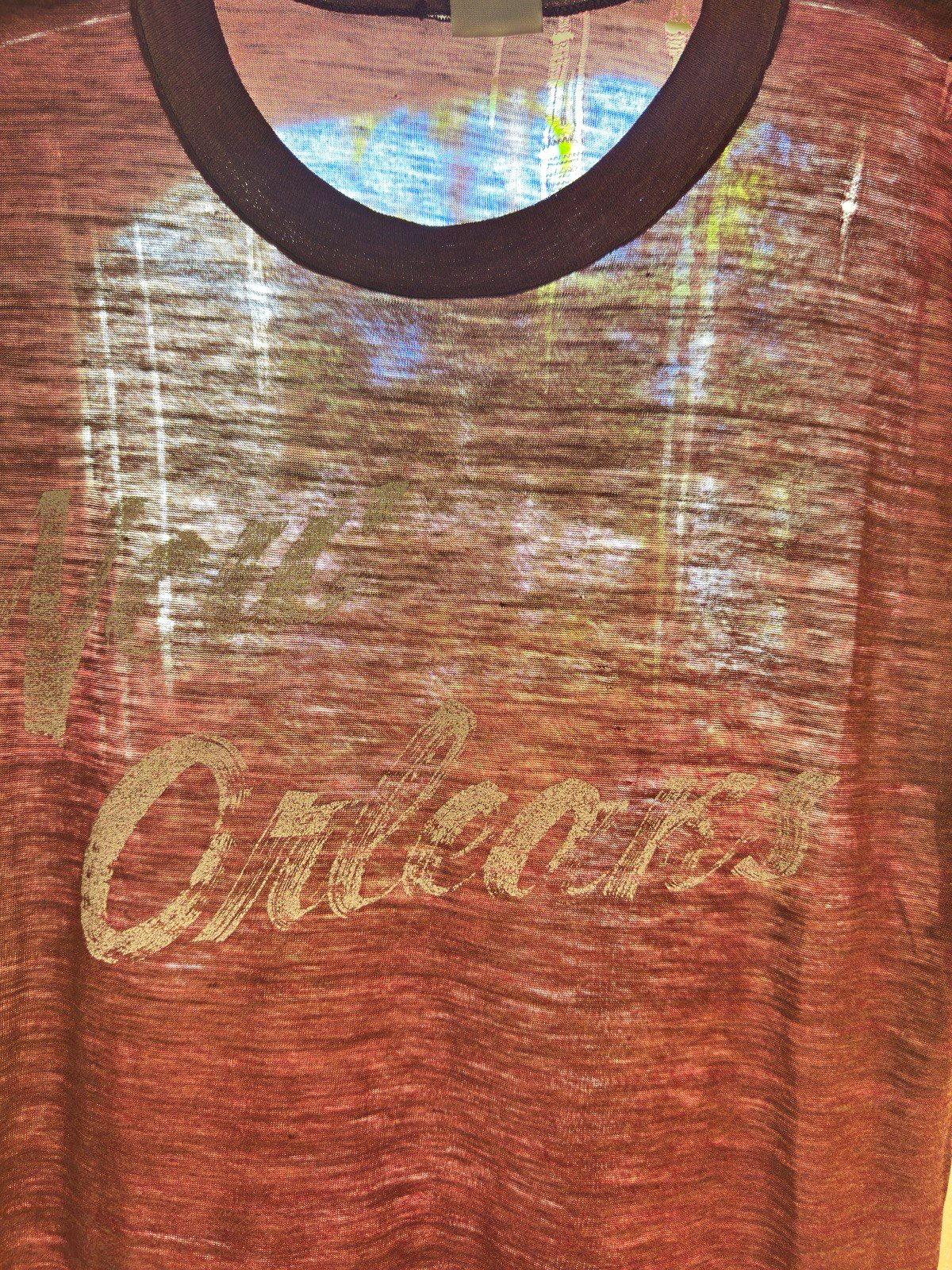 Vintage 70s Paper Thin New Orleans Graphic Logo T-Shirt Burgundy Size M Vintage 70s Paper Thin New Orleans Graphic Logo T-Shirt Burgundy Size M