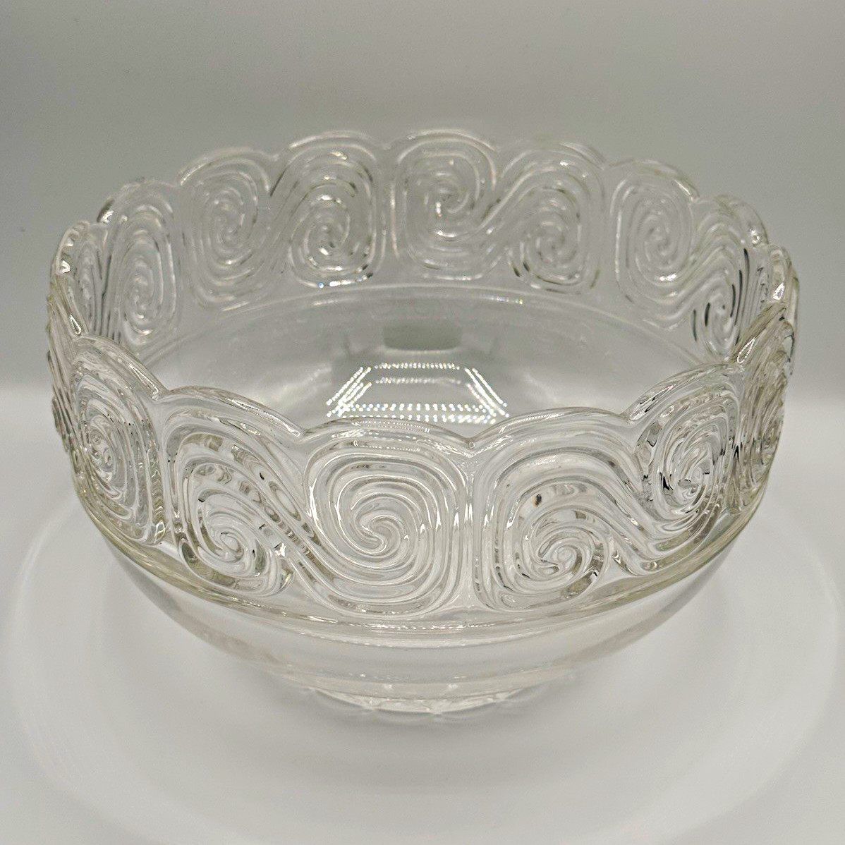 Tiffany & Co. Louis Comfort Tiffany Collection Clear Glass Swirl Round Bowl 8\'\'