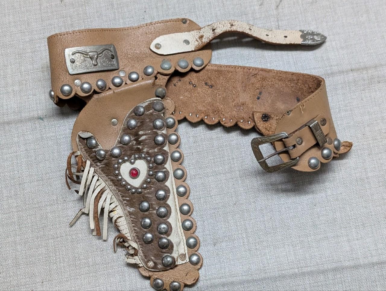 1950s vintage GUN HOLSTER leather belt RHINESTONE cowboy KEYSTONE cap gun toy