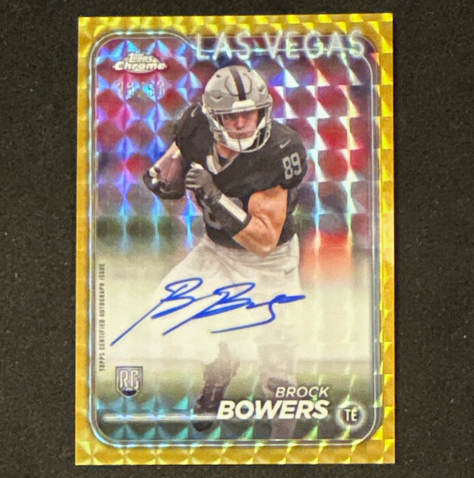 2024 Brock Bowers Topps Chrome Gold Geometric Rookie Auto 18/50 RA-BBO 2024 Brock Bowers Topps Chrome Gold Geometric Rookie Auto 18/50 RA-BBO