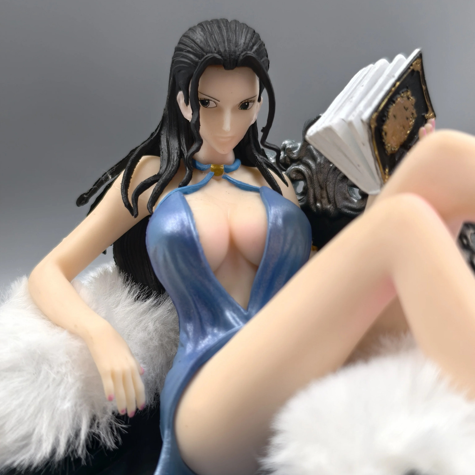 15cm Nico Robin PVC Statue Anime Figure One Piece Desktop Decor New Collectible