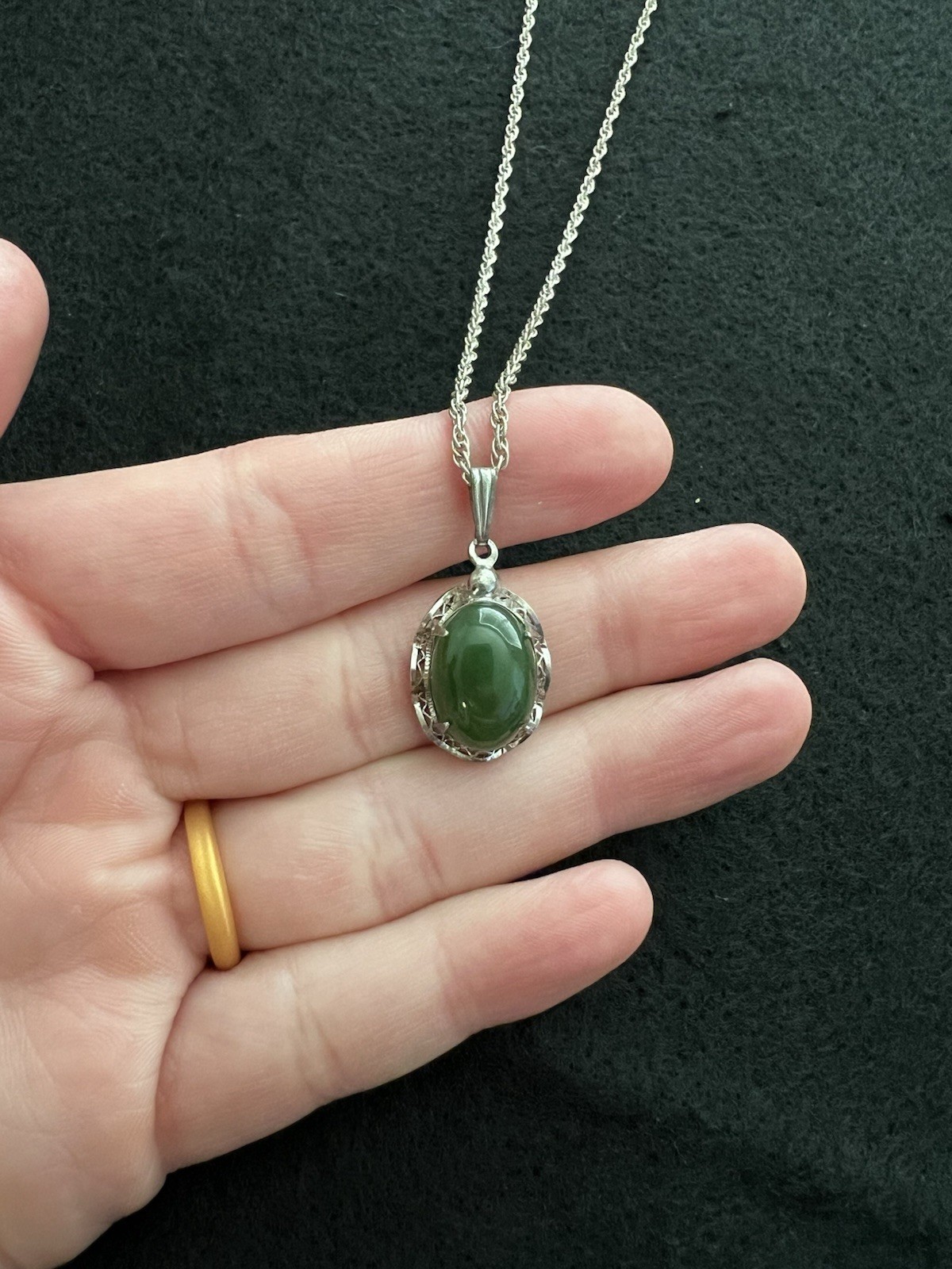 Vintage Sorrento Sterling Silver Filigree Green Jade Cabochon Pendant Necklace