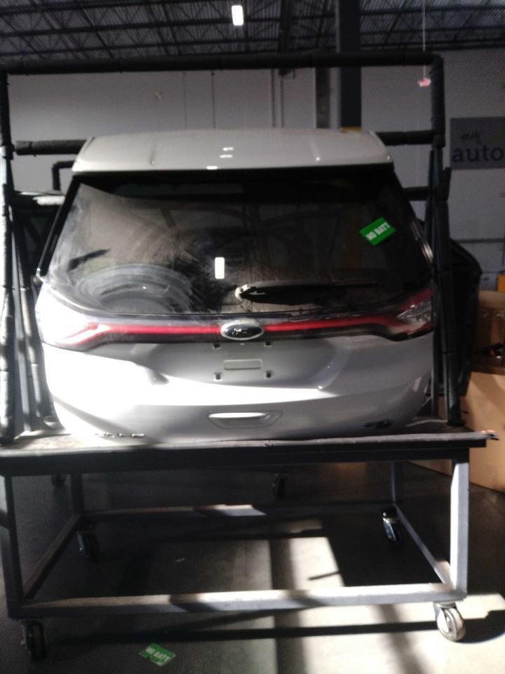 Trunk/Hatch/Tailgate Manual Lift Fits 15-18 EDGE 629680 Trunk/Hatch/Tailgate Manual Lift Fits 15-18 EDGE 629680