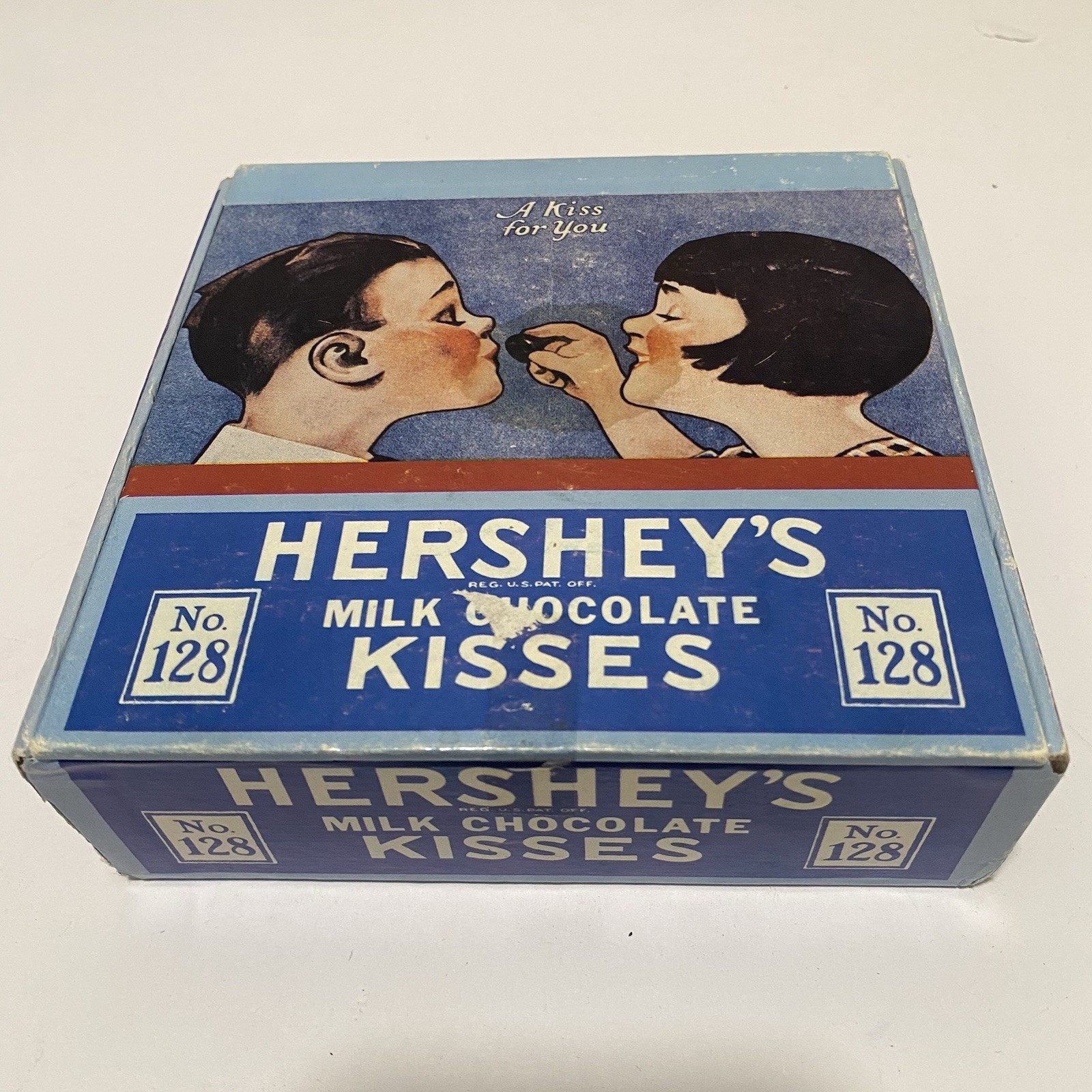 Vintage Hershey's Milk Chocolate Kisses No 128 Box A Kiss for You Boy Girl Rare Vintage Hershey's Milk Chocolate Kisses No 128 Box A Kiss for You Boy Girl Rare