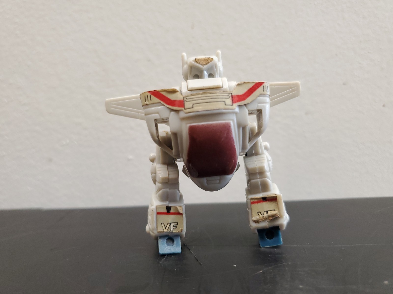 Takatoku 1/55 VF-1J Valkyrie Variable Fighter Macross Robotech Vintage Robot