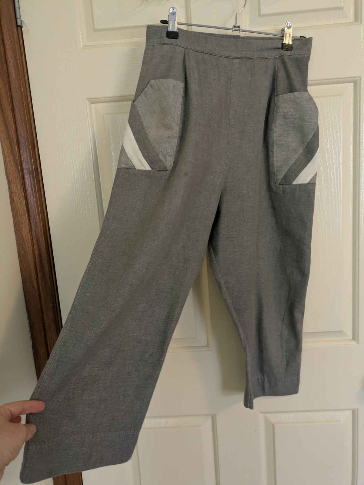 1950s grey capri pants