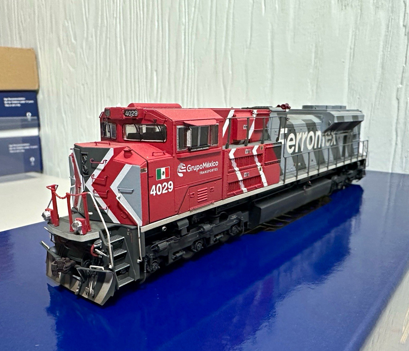 Athearn Genesis HO Scale Ferromex SD70ACe #4029 Tsunami2 DCC/Sound Weathered