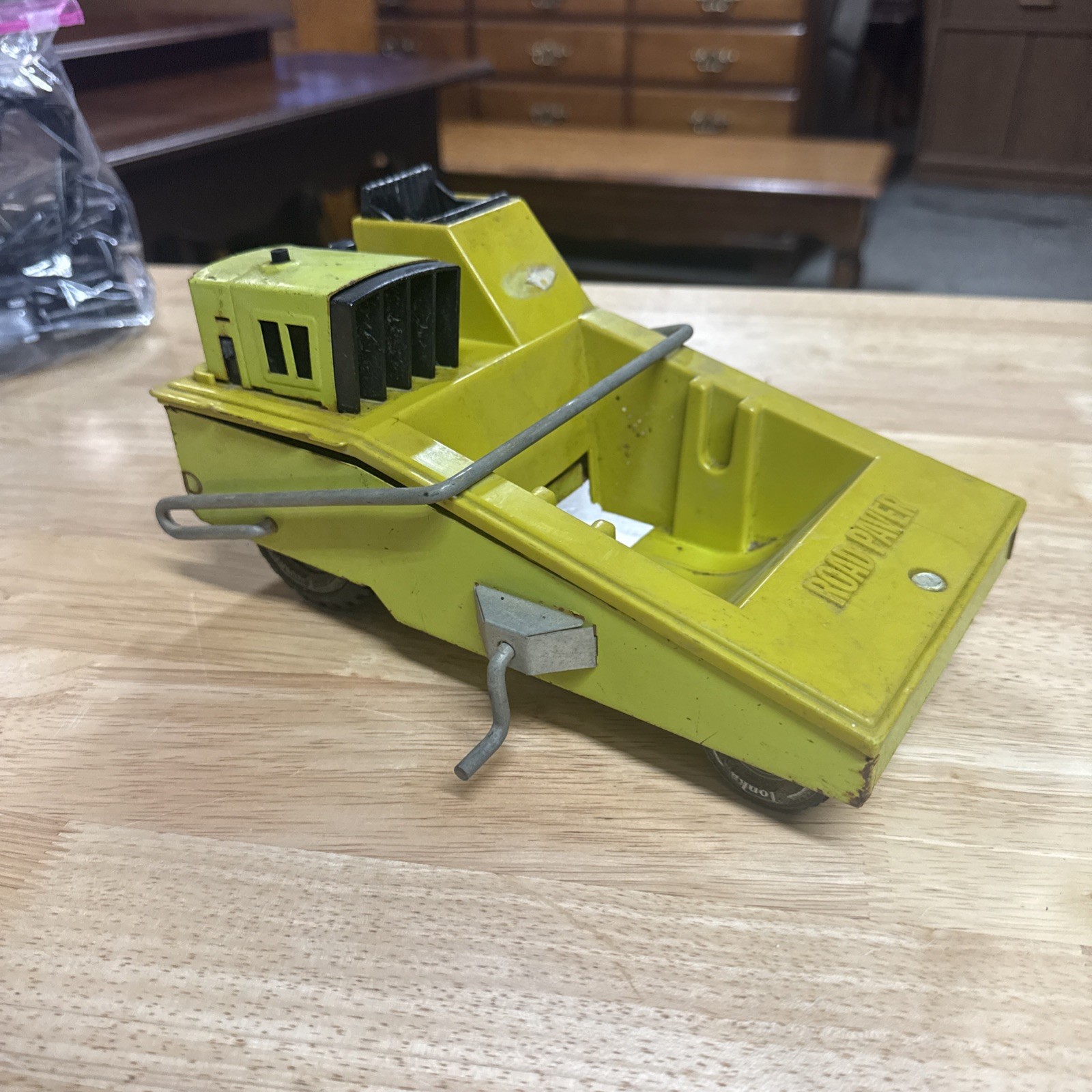 Vintage 1970s Tonka Road Paver Toy Vintage 1970s Tonka Road Paver Toy