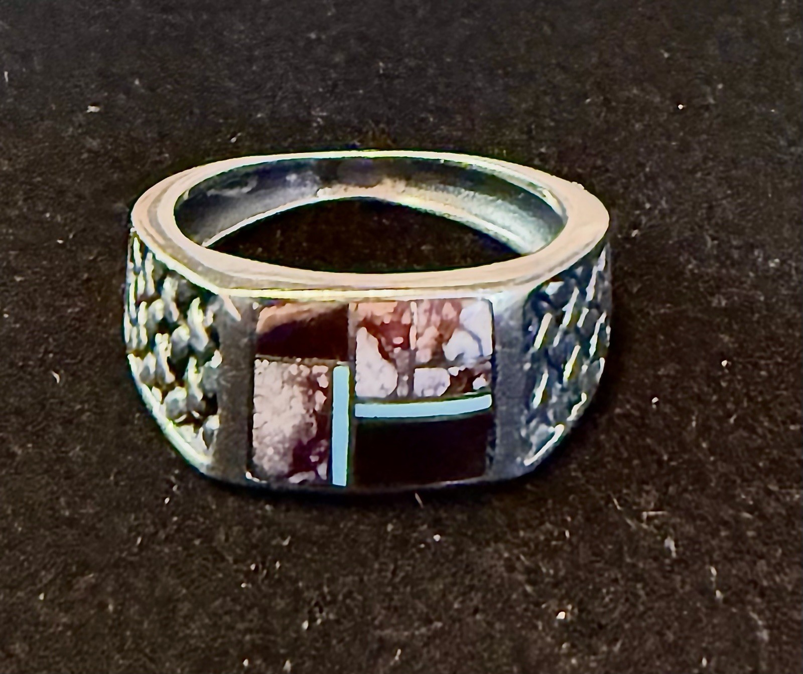 Native American Navajo hand-crafted made. With semi-precious stones. And signed. Native American Navajo hand-crafted made. With semi-precious stones. And signed.