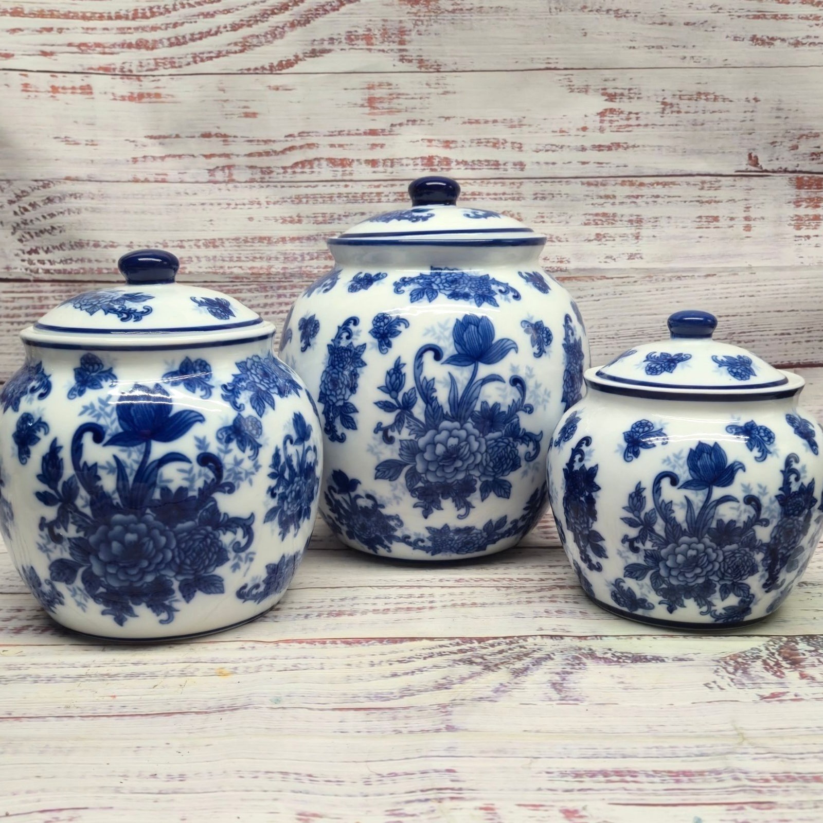 Vintage Blue & White Porcelain Canisters Set of 3 Floral Ginger Jars Chinoiserie Vintage Blue & White Porcelain Canisters Set of 3 Floral Ginger Jars Chinoiserie
