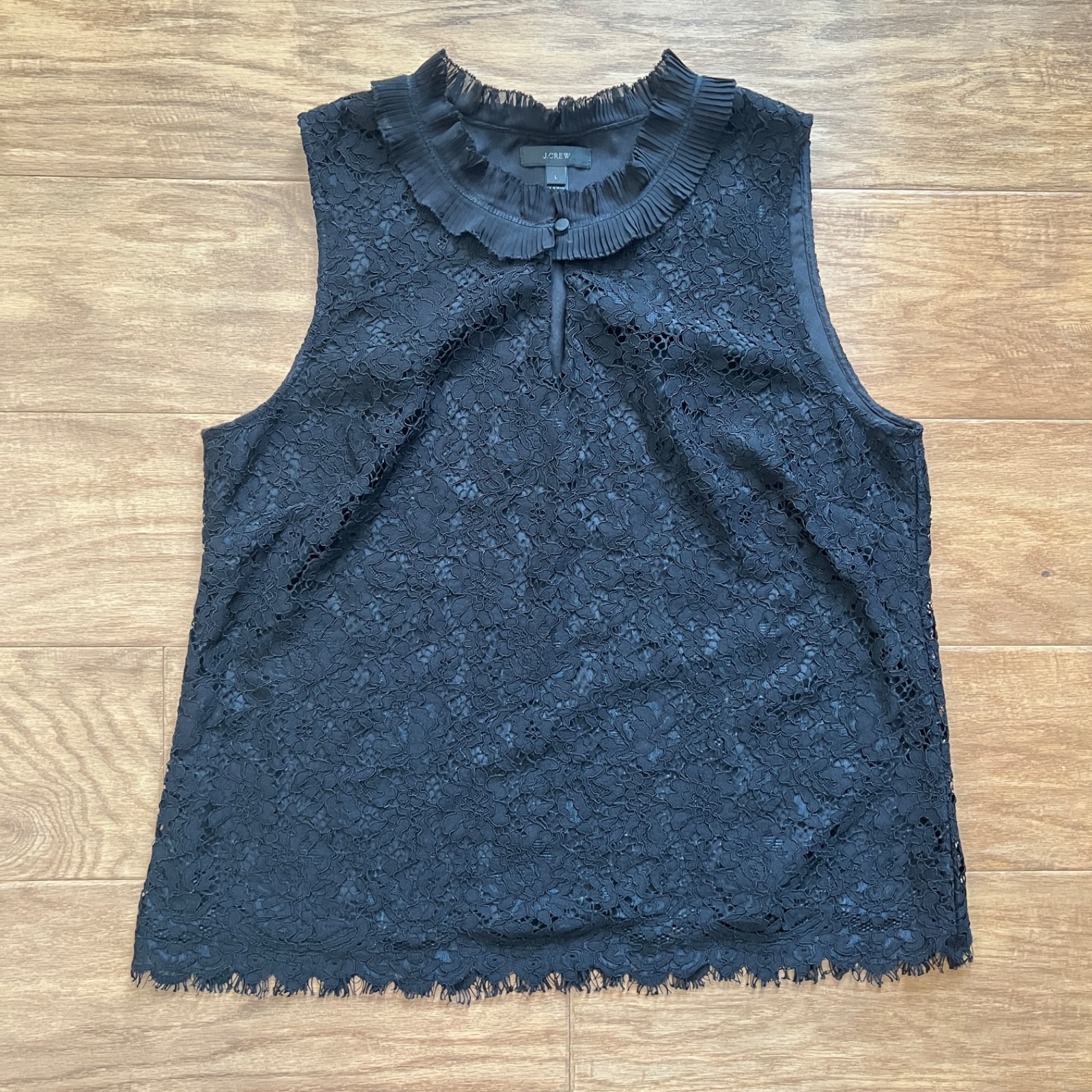 J.Crew Lace Ruffleneck Sleeveless Top Women\'s Size M Black Floral J.Crew Lace Ruffleneck Sleeveless Top Women\'s Size M Black Floral