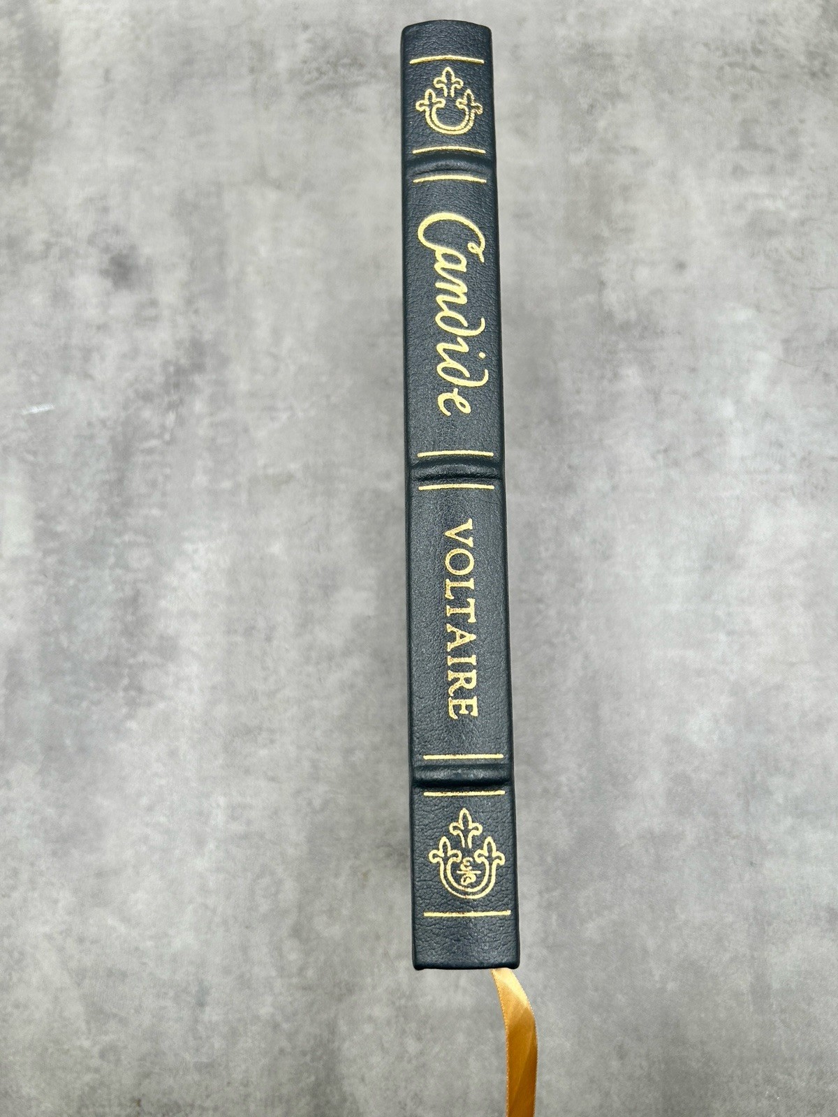 Easton Press Candide Voltaire 1977 Leather Gold Gilt Illustrated Collector