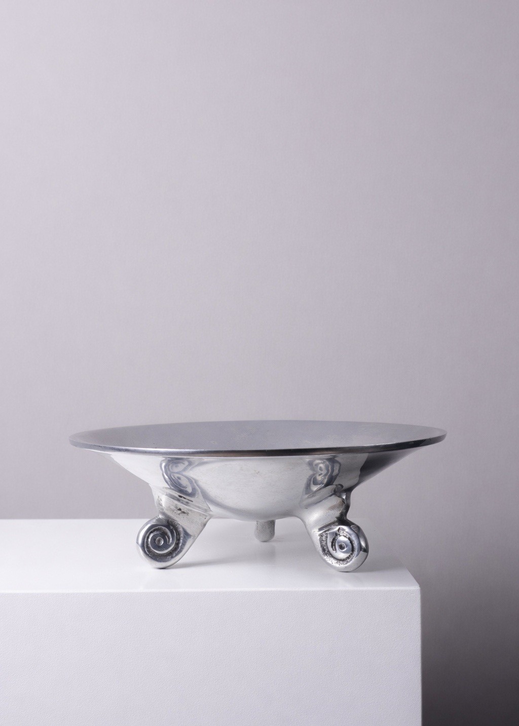 Vintage Silver-Toned Footed Bowl Reminiscent Of Mid-Century Modernist Designs