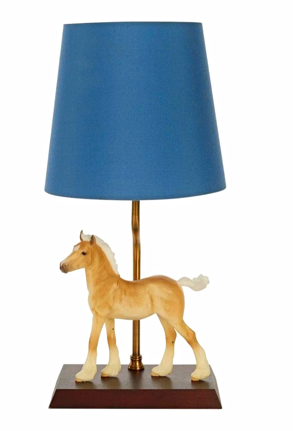 Breyer VC Phoebe Lamp *Please Read
