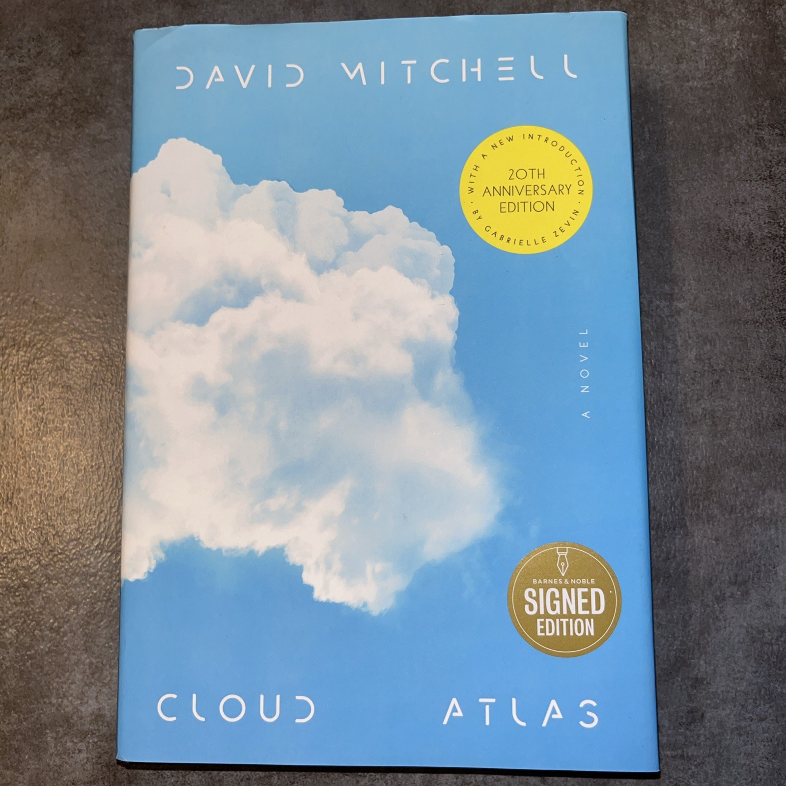 Cloud Atlas 20th Anniversary Edition Signed by David Mitchell Book HCDJ New