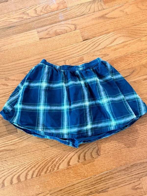 Gymboree Girls Size 7 Navy Blue Plaid Skort