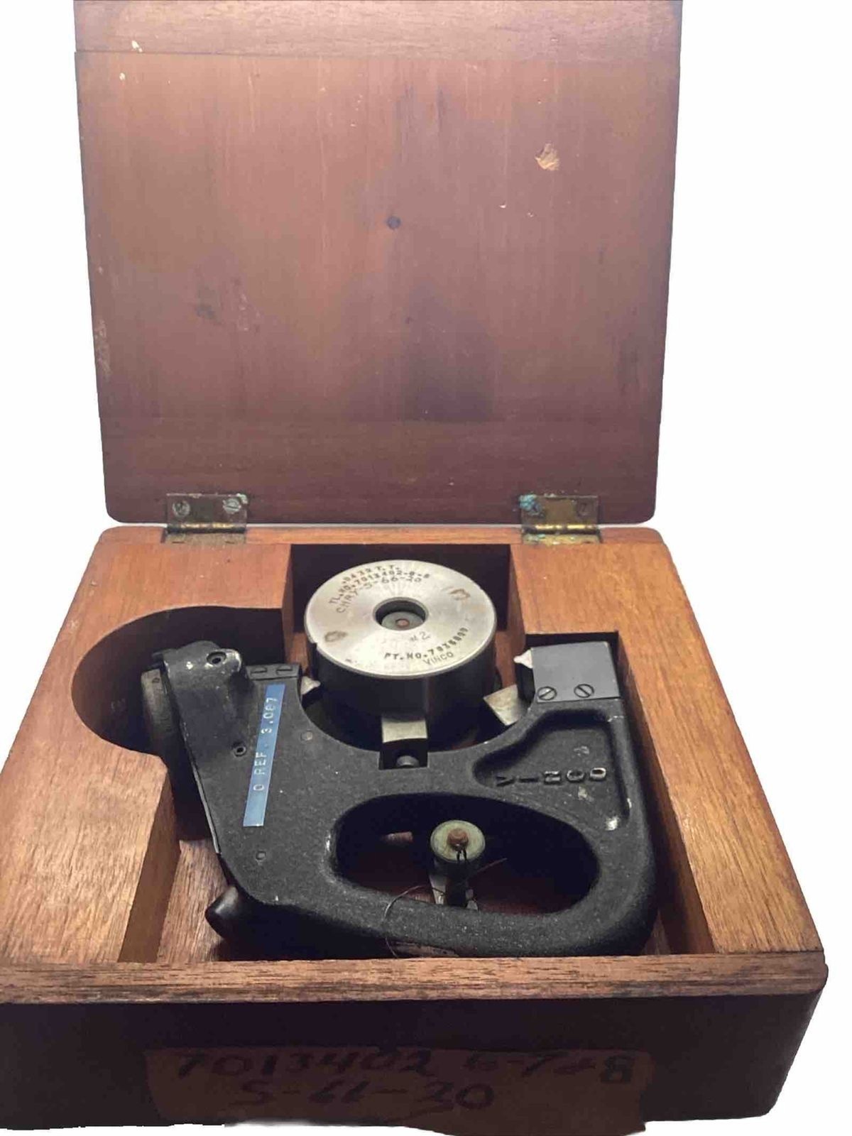 Vintage Federal Vinco Dial Indicator Chrysler? 66-20 B21 .0001 Box Vintage Federal Vinco Dial Indicator Chrysler? 66-20 B21 .0001 Box